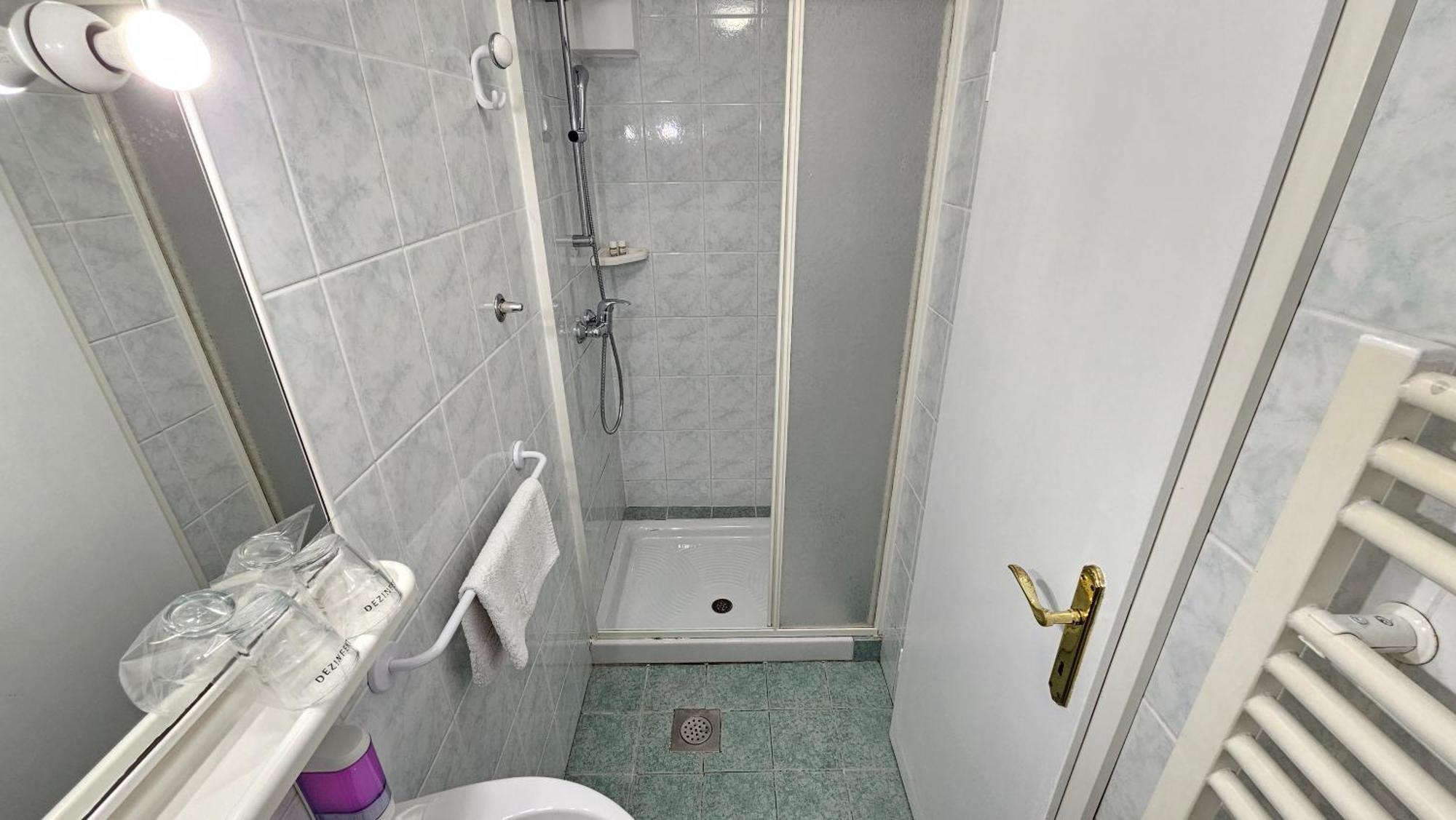 Rooms Koblar Portorož Exteriör bild